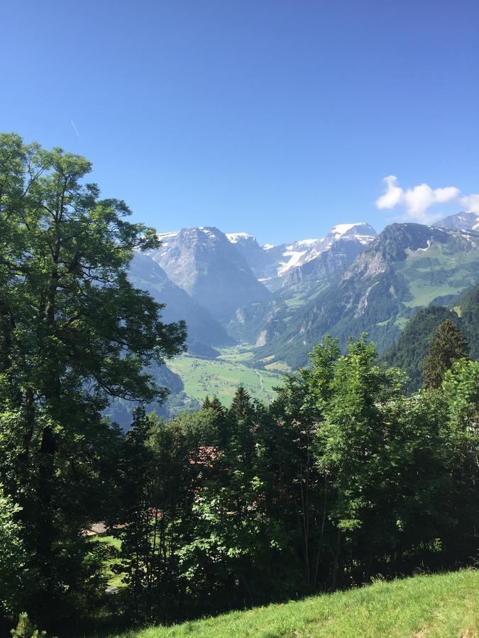 Hotel & Restaurant Stadthof Glarus Bagian luar foto